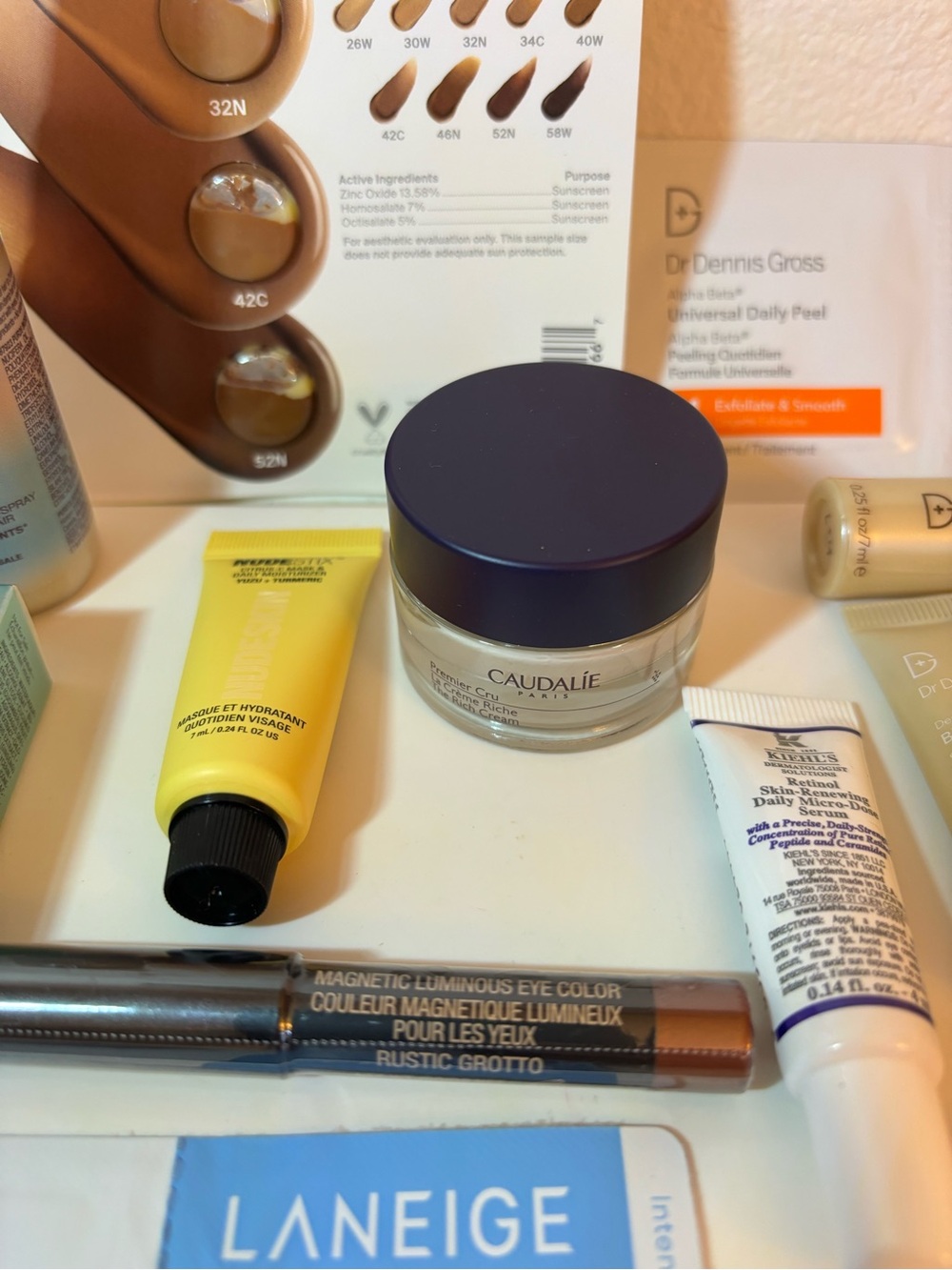 Beauty Bundle Assortment - Picture 4 of 6